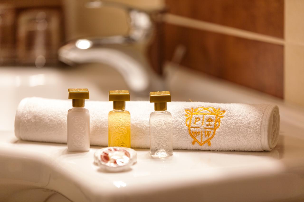 Premium Wellness Institute Hotel Boekarest Buitenkant foto