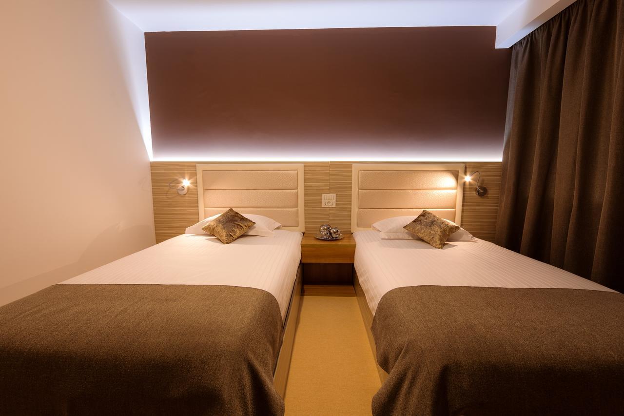 Premium Wellness Institute Hotel Boekarest Buitenkant foto