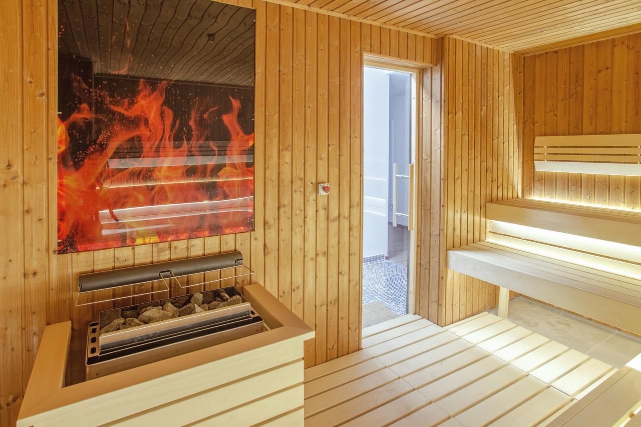 Premium Wellness Institute Hotel Boekarest Buitenkant foto