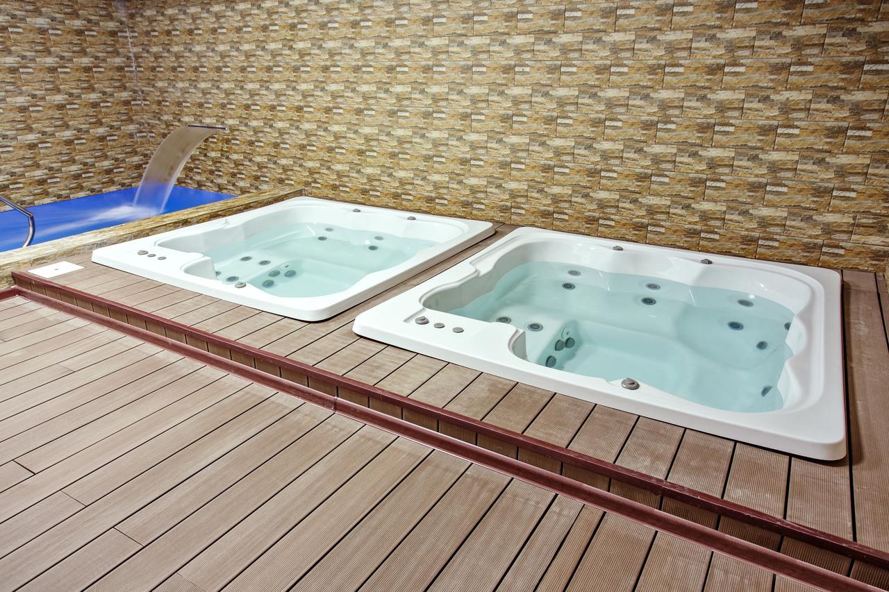 Premium Wellness Institute Hotel Boekarest Buitenkant foto