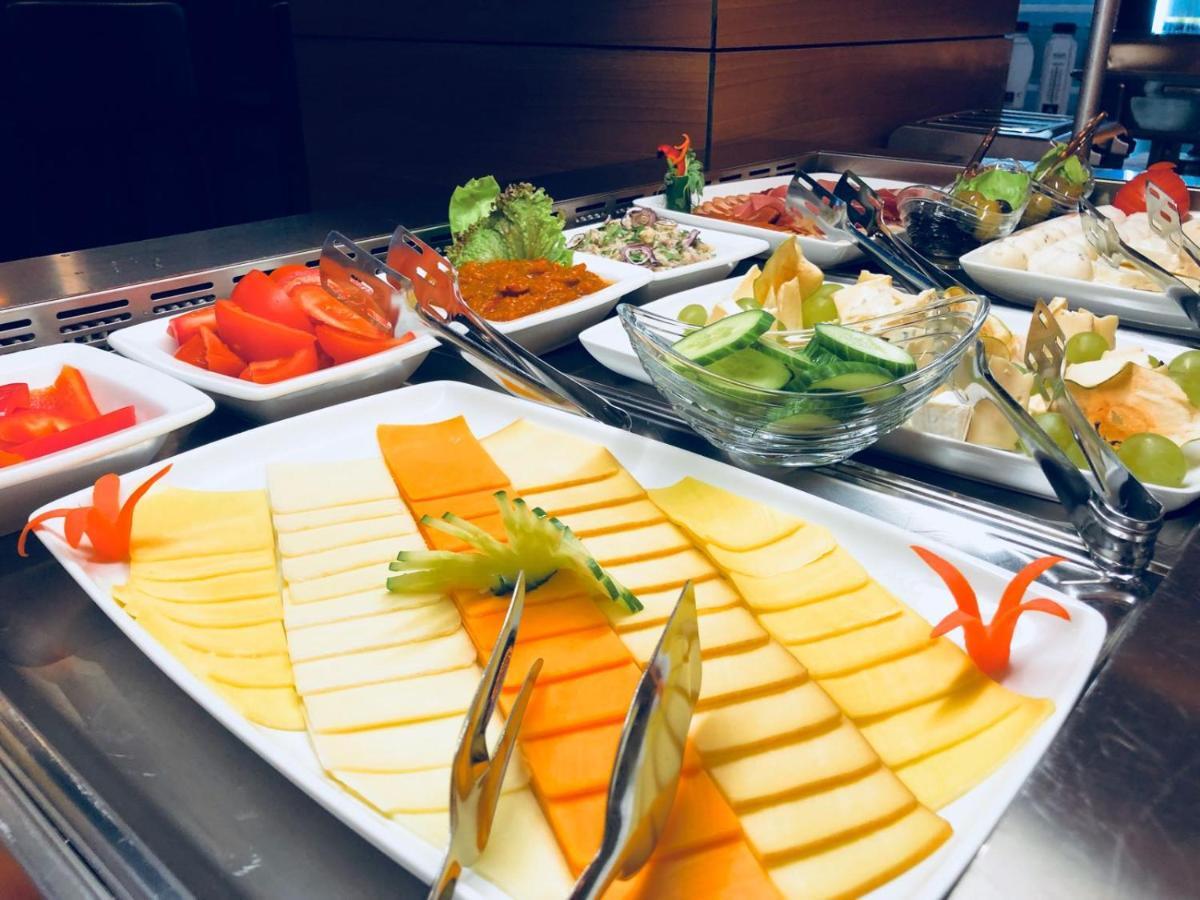 Premium Wellness Institute Hotel Boekarest Kamer foto